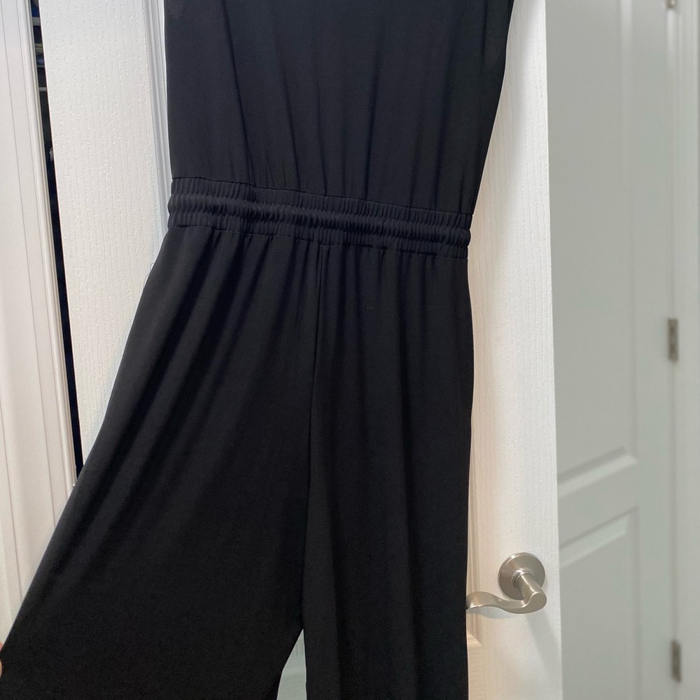 Sleeveless Jumpsuit - Picture 3 of 6